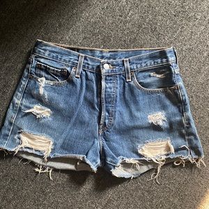 Levi’s shorts